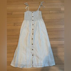 GAP Petite Smocked Midi Dress